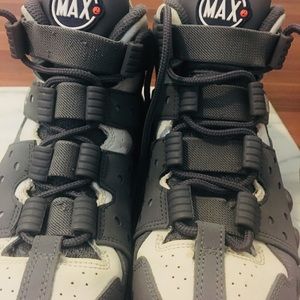 Nike Air Max Sneakers